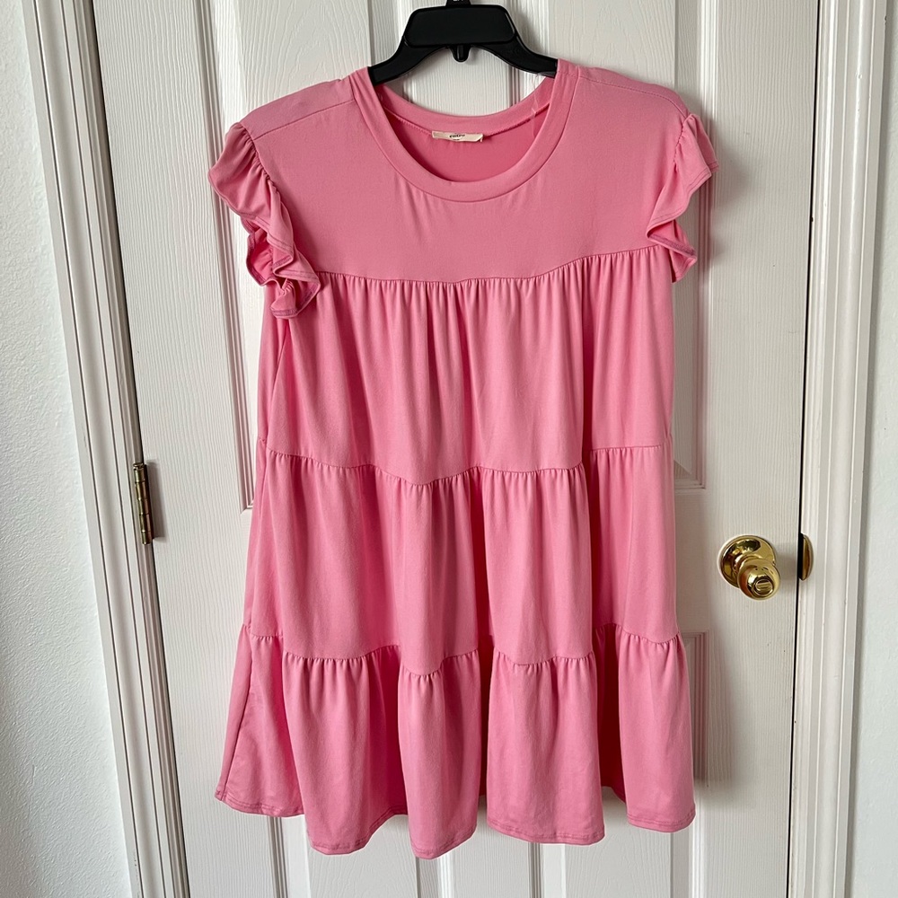 New dress never worn , GREAT CONDITION !